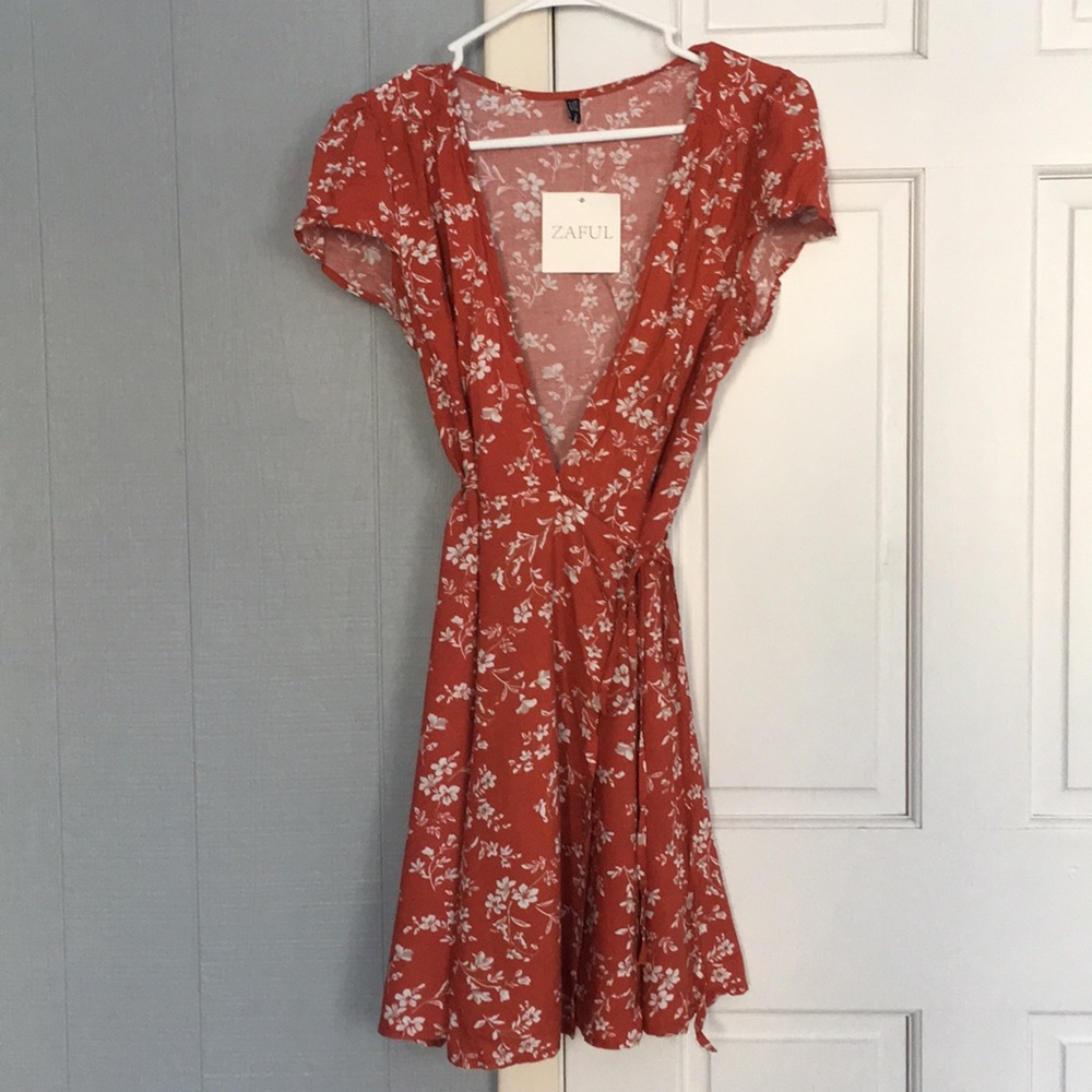 Zaful floral wrap dress with tags